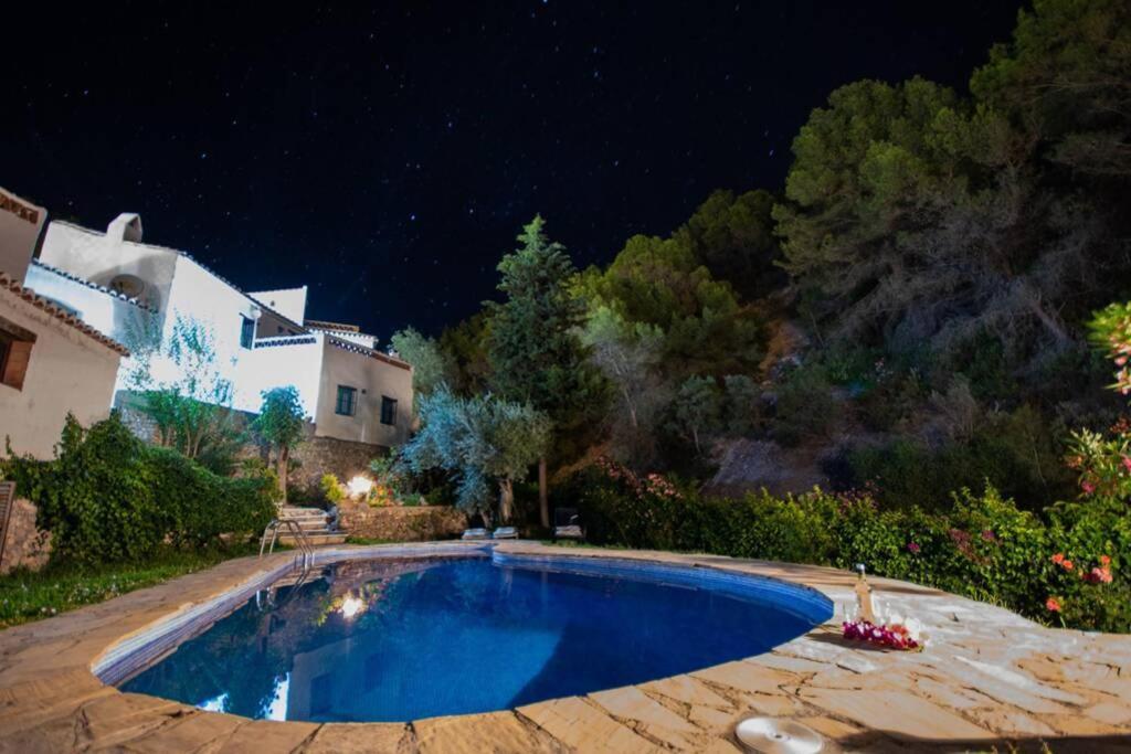 Casa Rosa, Con Encanto Y Piscina Climatizada Frigiliana Exterior photo